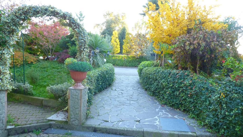 Hotel La Pergola à Zibido San Giacomo Extérieur photo