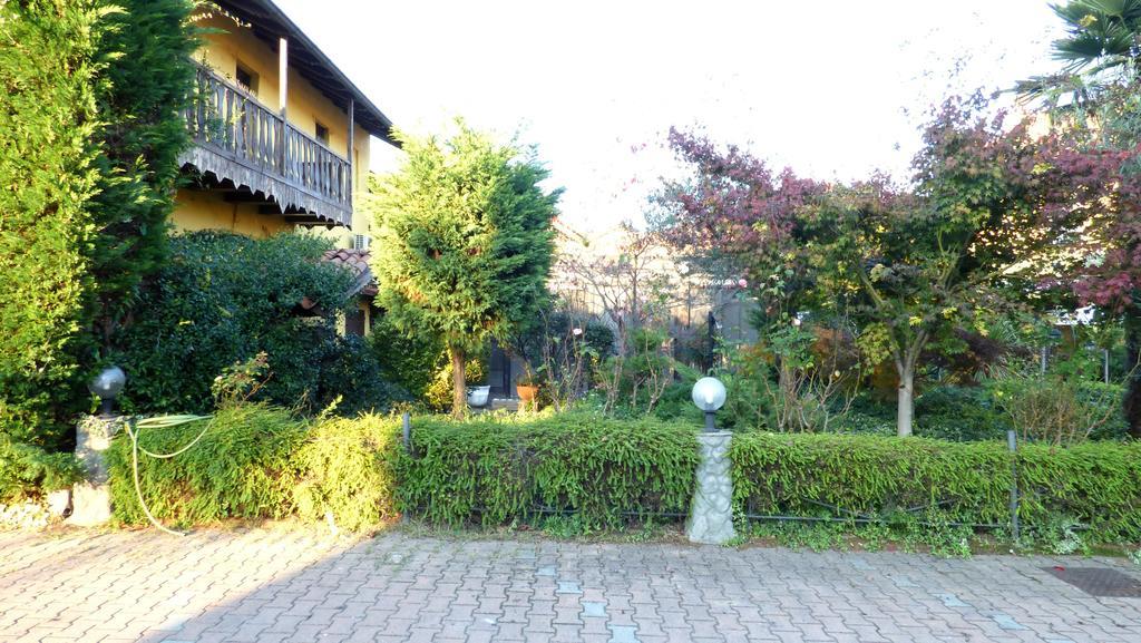 Hotel La Pergola à Zibido San Giacomo Extérieur photo